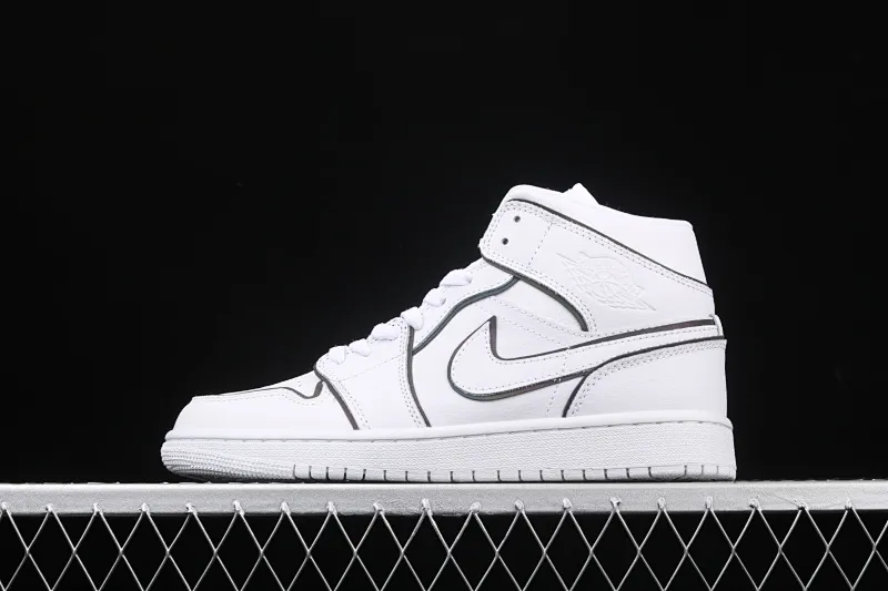 All categories Air Jordan Jordan series basketball shoes Air Jordan 1 Mid Air Jordan 1 Ret Hi Prem AJ1 Joe 1 cool laser stripes basketball shoes CK6587-100